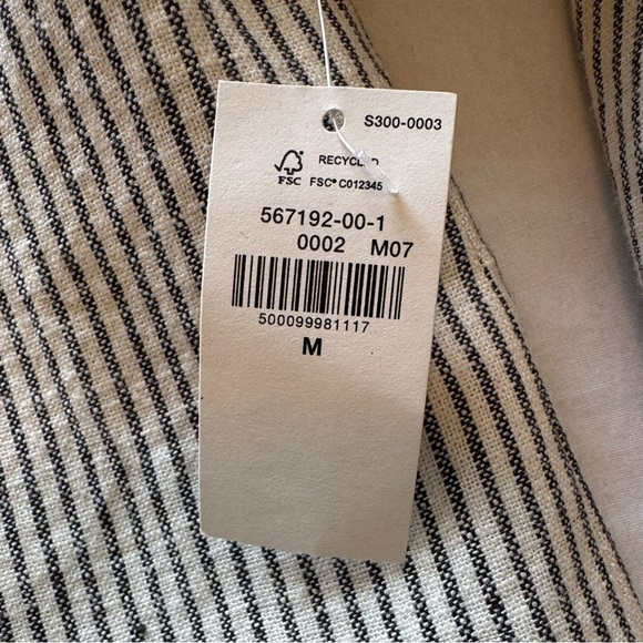 NWT - Old Navy Women's Size MEDIUM Pinstripe Blazer - Navy & Cream - Picture 6 of 13